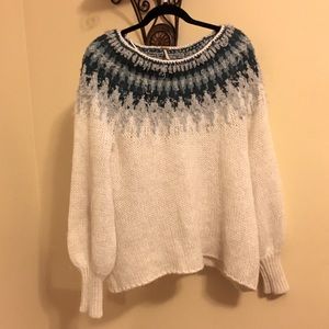 Free People Sweater Oversized fits like M
